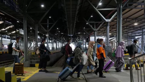 Puncak Mudik Lebaran di Stasiun Yogyakarta pada Akhir April - GenPI.co JOGJA
