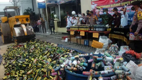 Satpol PP Yogyakarta Akui Marak Petasan Dinyalakan di Wilayahnya - GenPI.co JOGJA