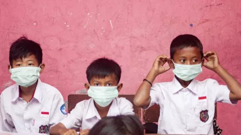 PPKM Berakhir, Siswa di Yogyakarta Tetap Wajib Memakai Masker - GenPI.co JOGJA