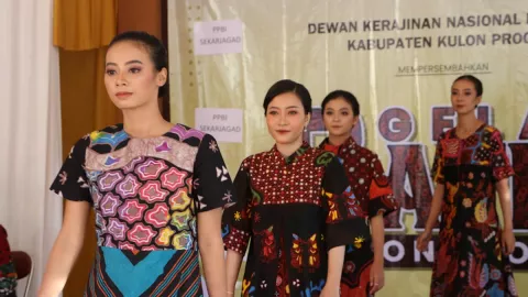 Upaya Pelestarian, Kulon Progo Bikin Event Gelar Batik 2022 - GenPI.co JOGJA
