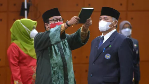 Sosok Sumaryanto, Pria Asal Sleman Jabat Rektor UNY - GenPI.co JOGJA