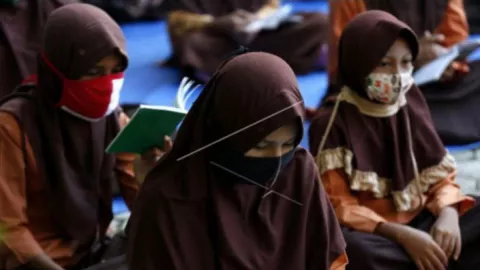 Dugaan Pemaksaan Memakai Jilbab ke Siswi, ORI DIY Beri Catatan - GenPI.co JOGJA