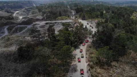 Cuaca Ekstrem, Jip Lereng Merapi Diimbau Tak Lalui Jalur Sungai - GenPI.co JOGJA
