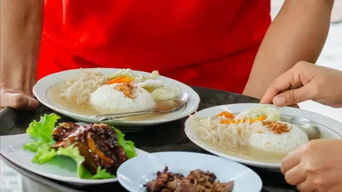Sop Empal Mas Pur di Yogyakarta, Ada Menu Nasi Sup Sehat! - GenPI.co JOGJA