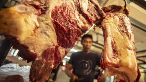 Duh, Pedagang Daging di Yogyakarta Ada yang Tak Miliki Herkeuring - GenPI.co JOGJA