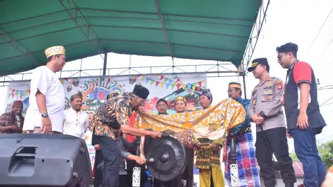 Saka Tiga Festival, Simbol Persatuan Beragam Budaya di Sintang - GenPI.co KALBAR