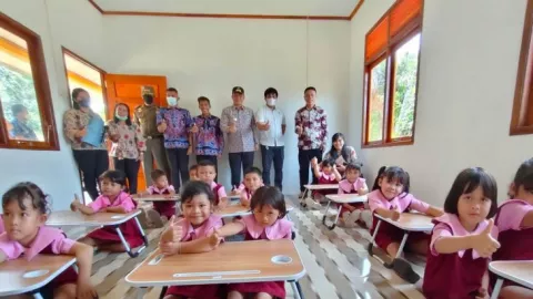 Wujudkan Pendidikan Berkualitas, PAUD Dihadirkan di Perbatasan - GenPI.co KALBAR