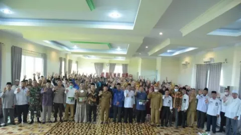 Jalani Pemeriksaan Kesehatan, 143 Calon Haji Siap Diberangkatkan - GenPI.co KALBAR