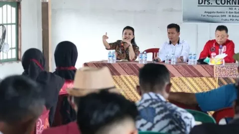 Soal Pembangunan SMA Negeri 4 Ngabang, Karolin: Kami Bersyukur - GenPI.co KALBAR