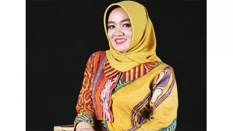 Bebby Nailufa, Perempuan Pertama Jabat Ketua DPD Golkar Pontianak - GenPI.co KALBAR
