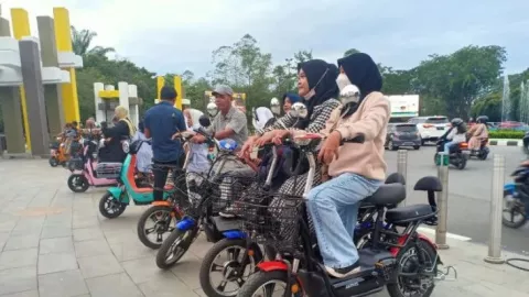 Sepeda Listrik di Lokasi Wisata Digandrungi Warga Pontianak - GenPI.co KALBAR