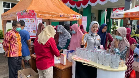 HUT ke-77 RI, Pemkot Gelar Pasar Murah di Enam Kecamatan - GenPI.co KALBAR