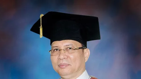 Profil Garuda Wiko, Rektor Untan Penerima Piagam Satyalencana - GenPI.co KALBAR