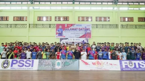 Targetkan Medali Emas di Porprov, Kapuas Hulu Seleksi Atlet Futsal - GenPI.co KALBAR