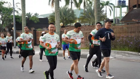 500 Pelari Semarakkan Kulminasi Run di Kota Pontianak - GenPI.co KALBAR
