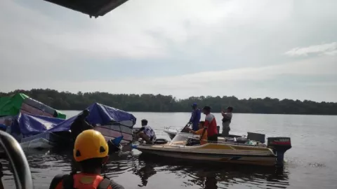 Angkut Kasur ke Pulau Maya, KM Bersama Tenggelam di Perairan Teluk Batang - GenPI.co KALBAR