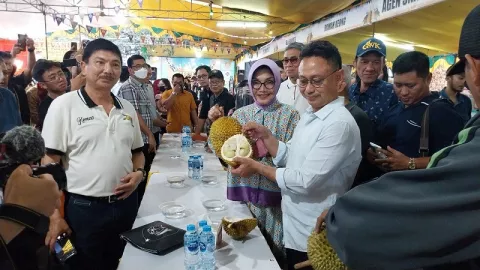 Padukan Festival Durian dan Kuliner, Edi Apresiasi Penyelenggara - GenPI.co KALBAR