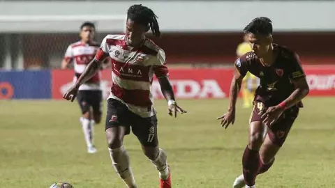 Madura United Kandaskan PSM Makassar dengan Skor 1-0 - GenPI.co KALBAR