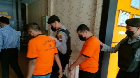 2 Pengedar Narkoba Ditangkap Polisi di Jalan Raya Pasir Panjang - GenPI.co KALBAR