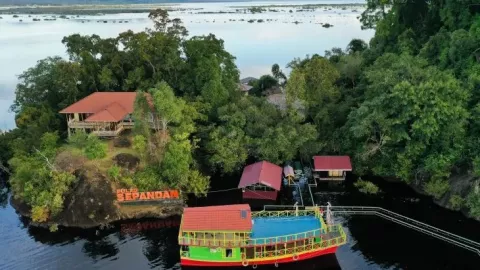 Libur Imlek 2023, Danau Sentarum Jadi Destinasi Wisata Favorit - GenPI.co KALBAR