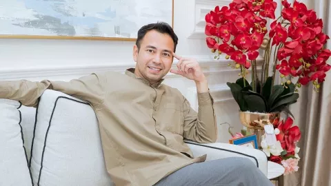 Beri Abidzar Al Ghifari Vespa Matic, Raffi Ahmad: Lebih Bermanfaat - GenPI.co KALBAR