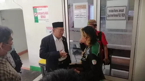 Cornelis Minta Panglima TNI Tindak Tegas Pelaku Penusukan Warga Landak di Jakarta - GenPI.co KALBAR