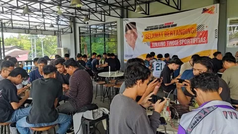 Turnamen Mobile Legends ESJ-Aming Coffee Lanjut di Sanggau, 37 Tim Bersaing Sengit - GenPI.co KALBAR