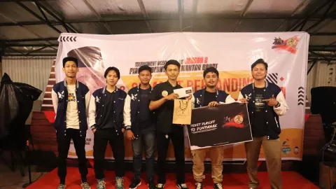 Tim Galaxy Be Esport Wakili Ketapang Turnamen Mobile Legends Piala Gubernur Kalbar - GenPI.co KALBAR