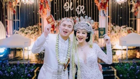 Hana Hanifah Gugat Cerai Suami Setelah Menikah 1 Bulan - GenPI.co KALBAR