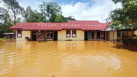 Banjir Merendam Ribuan Rumah Warga di Kutai Kartanegara - GenPI.co KALTIM