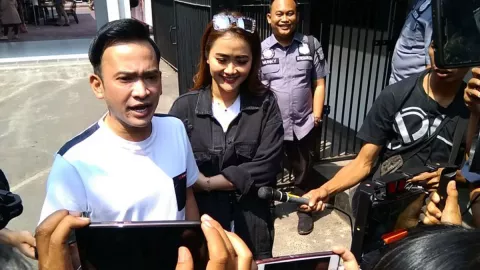 Denny Darko Sebut Ruben Onsu Disantet, Pelakunya Iri - GenPI.co KALTIM