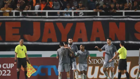 Borneo FC vs Persebaya Surabaya: Rekor Pesut Etam Sangar - GenPI.co KALTIM