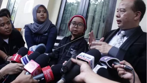 Diambang Perceraian, Daus Mini Siap Urus Anak Sendiri - GenPI.co KALTIM