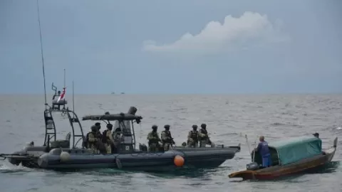 Operasi Patroli Kemanan Laut, Apa yang Disasar Lantamal IV? - GenPI.co KEPRI