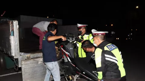 Polresta Barelang Razia Balap Liar, 71 Motor Diangkut Petugas - GenPI.co KEPRI