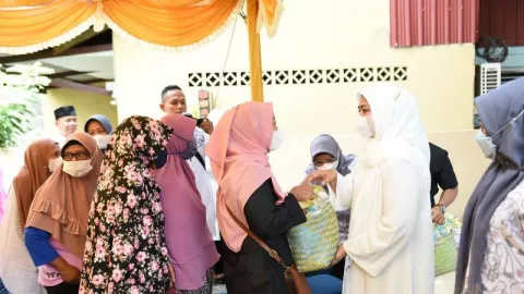 YKI Kepri Bahagiakan Penyintas Kanker Tanjung Pinang dan Bintan - GenPI.co KEPRI