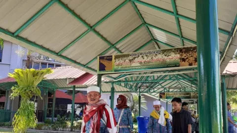 46 Warga Kepri Berangkat Haji Plus, Biayanya Ratusan Juta - GenPI.co KEPRI