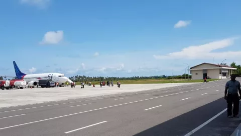 DPRD Desak Pemerintah Turunkan Harga Tiket Pesawat di Natuna - GenPI.co KEPRI
