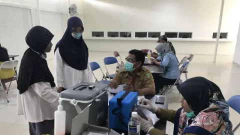 TNI AU Sedia Vaksin Tiap Hari di Bandara Hang Nadim, Cek Kuotanya - GenPI.co KEPRI