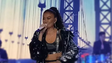 Ini Permintaan Agnez Mo Saat Diundang Tampil di Synchronize, Unik! - GenPI.co KEPRI