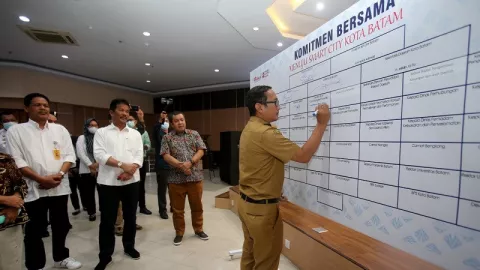 Bimtek Selesai, Rudi Siap Wujudkan Batam Jadi Smart City - GenPI.co KEPRI