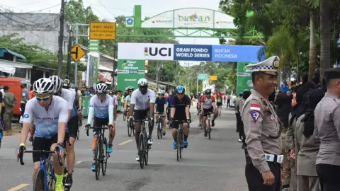 Hari Kedua Tour de Bintan, Kapolsek Beberkan Kondisi Event - GenPI.co KEPRI