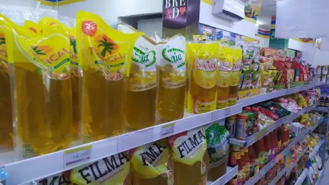 HET Dicabut, Harga Minyak Goreng Terbaru di Batam Bikin Kaget - GenPI.co KEPRI
