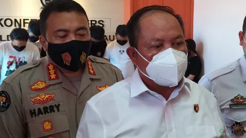 Polda Kepri Tangkap Pelaku Skimming Bank Riau Kepri - GenPI.co KEPRI