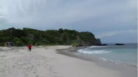 Wisata Terjangkau di Pulau Sangiang - GenPI.co