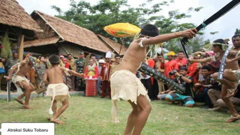 Meriahnya Pembukaan Festival Teluk Jailolo 2018 - GenPI.co