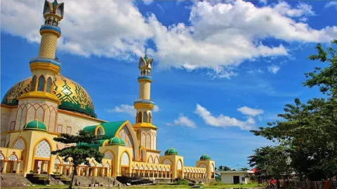 Ramadan di Islamic Centre Mataram - GenPI.co