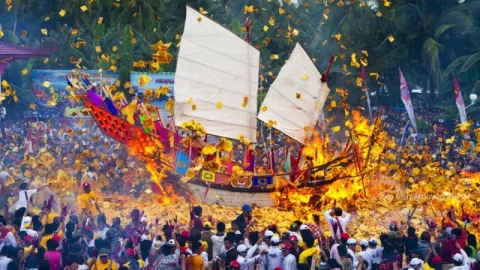 Festival Bakar Tongkang 2018 Bertabur Bakti Sosial - GenPI.co
