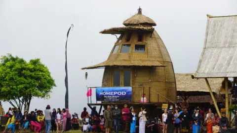 Kemenpar Kenalkan Homepod di Ulun Danu Beratan Art Festival - GenPI.co