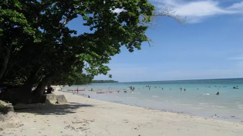 Maluku Dibahas Travel+Leisure - GenPI.co